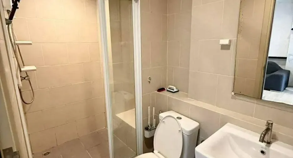 For rent 1 bed condo in Bang Kapi, Bangkok