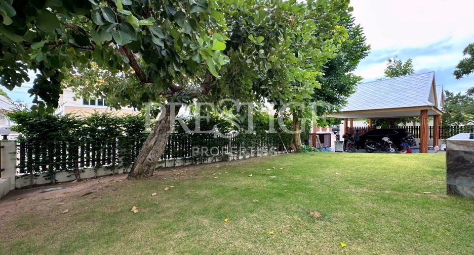For rent 3 bedrooms house in Bang Lamung, Chonburi