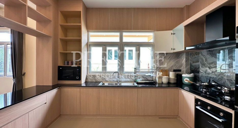 For rent 3 bedrooms house in Bang Lamung, Chonburi