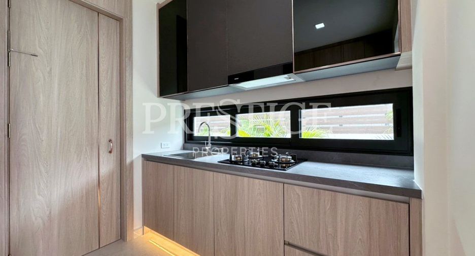 For sale 5 bedrooms house in Bang Lamung, Chonburi