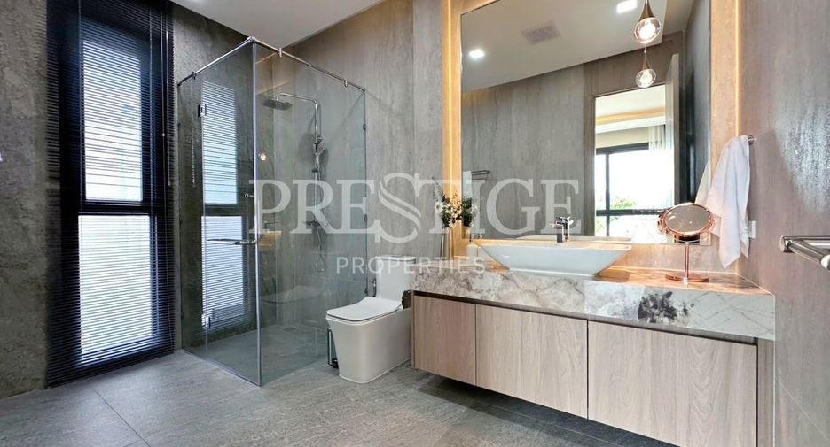 For sale 5 bedrooms house in Bang Lamung, Chonburi