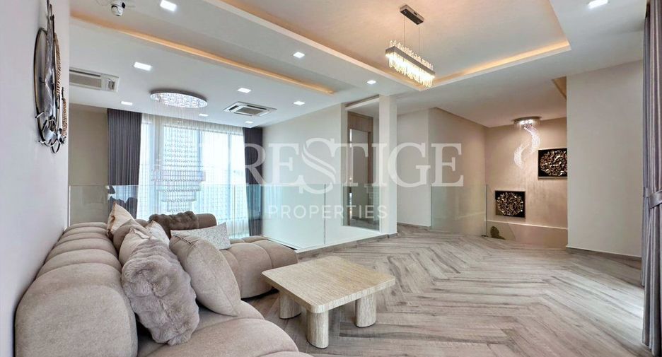 For sale 5 bedrooms house in Bang Lamung, Chonburi