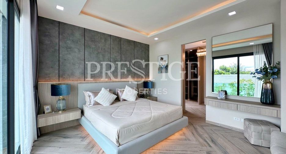For sale 5 bedrooms house in Bang Lamung, Chonburi
