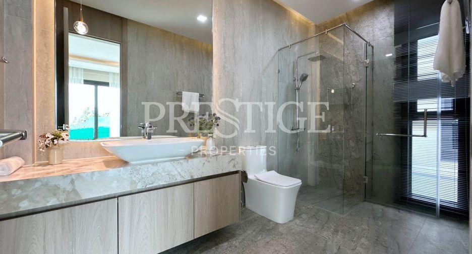 For sale 5 bedrooms house in Bang Lamung, Chonburi