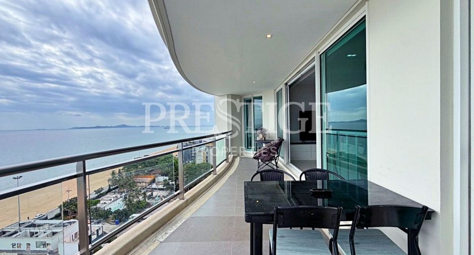 For rent 3 bedrooms condo in Jomtien, Pattaya