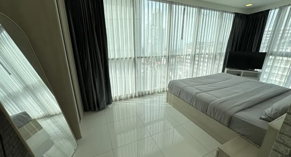 For sale 2 bedrooms condo in Bang Lamung, Chonburi
