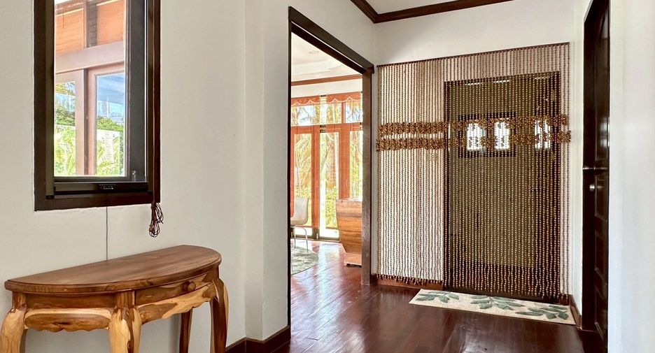 For sale 3 bedrooms villa in Ko Samui, Surat Thani