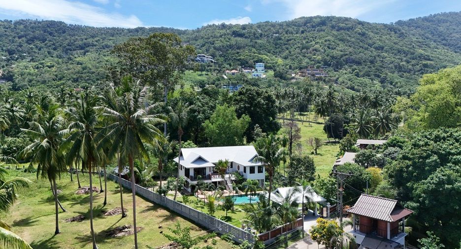 For sale 3 bedrooms villa in Ko Samui, Surat Thani