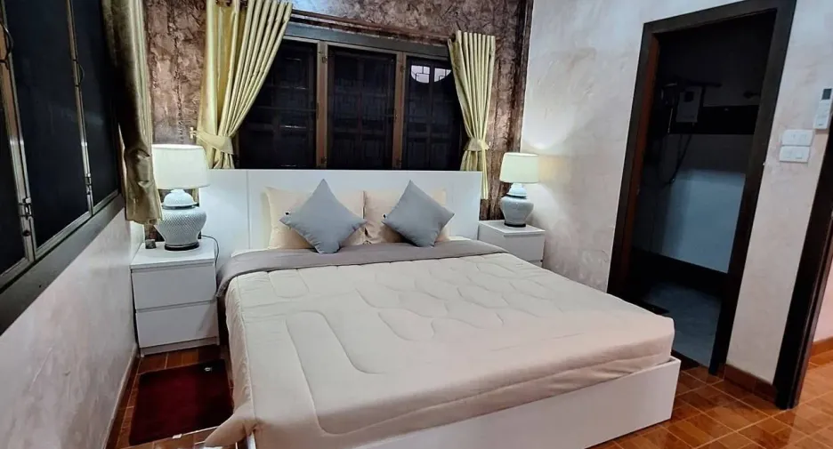 À louer 2 chambres maison à Cha Am, Phetchaburi