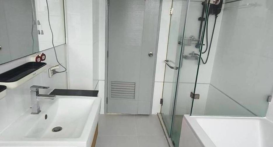 Wohnung zur Miete mit 2 Zimmer in Watthana, Bangkok
