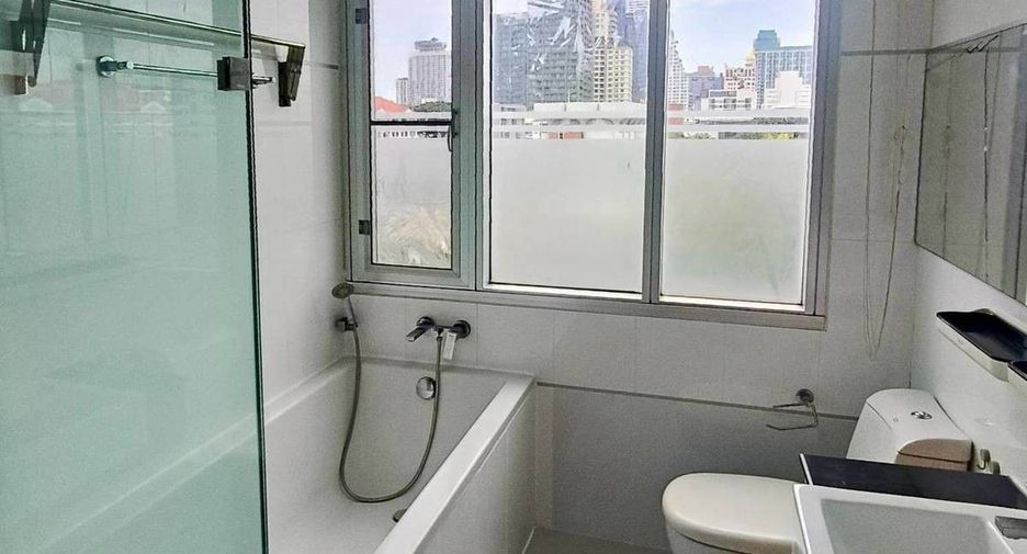 Wohnung zur Miete mit 2 Zimmer in Watthana, Bangkok