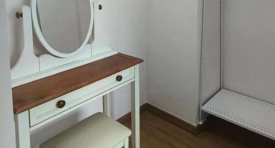 Wohnung zur Miete mit 2 Zimmer in Watthana, Bangkok