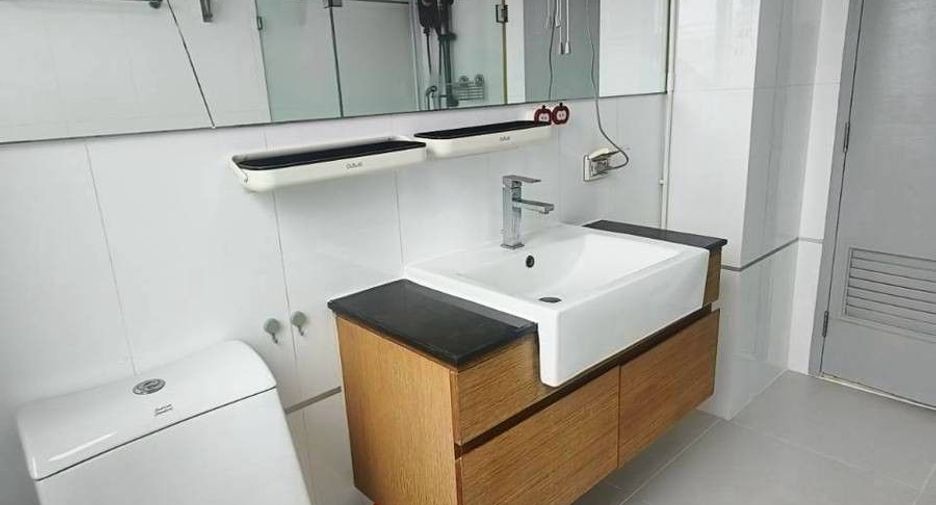 Wohnung zur Miete mit 2 Zimmer in Watthana, Bangkok