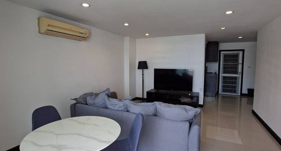 For rent 2 ベッドルーム condo in Phra Khanong, Bangkok