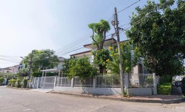 Haus zum Kauf und zur Miete mit 4 Zimmer in Bang Khen, Bangkok