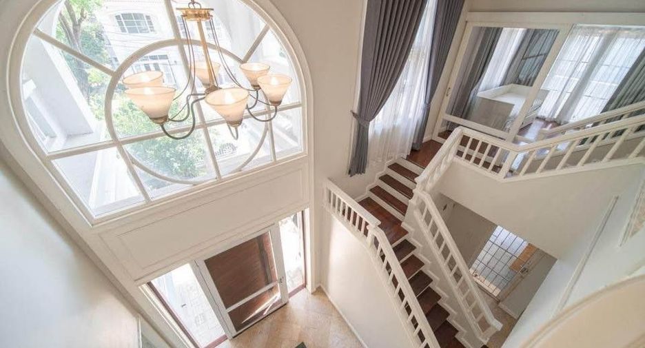 Haus zum Kauf und zur Miete mit 4 Zimmer in Bang Khen, Bangkok