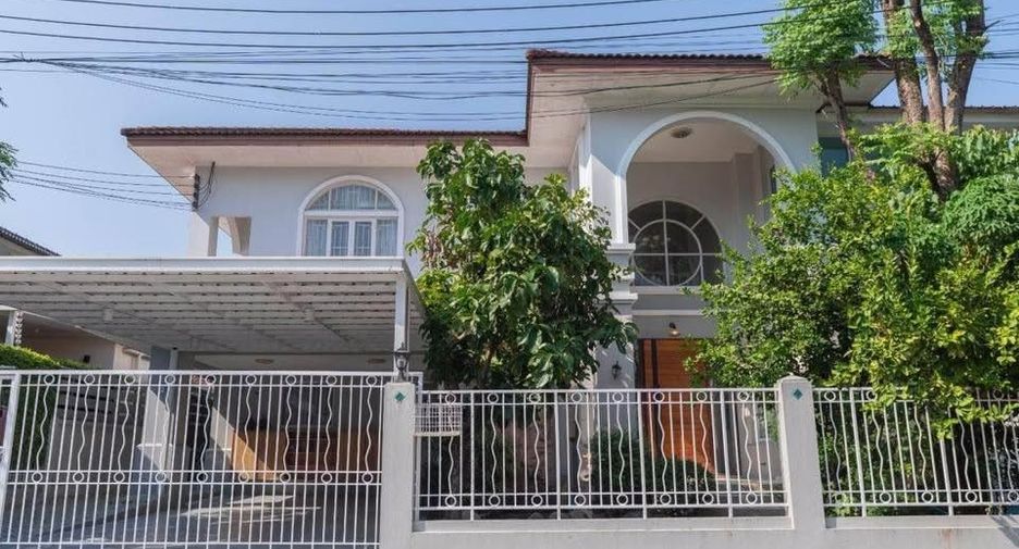 Haus zum Kauf und zur Miete mit 4 Zimmer in Bang Khen, Bangkok