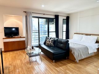For rent studio condo in Pathum Wan, Bangkok