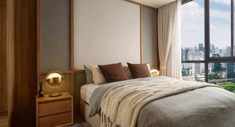 For sale 2 ベッドルーム condo in Ratchathewi, Bangkok