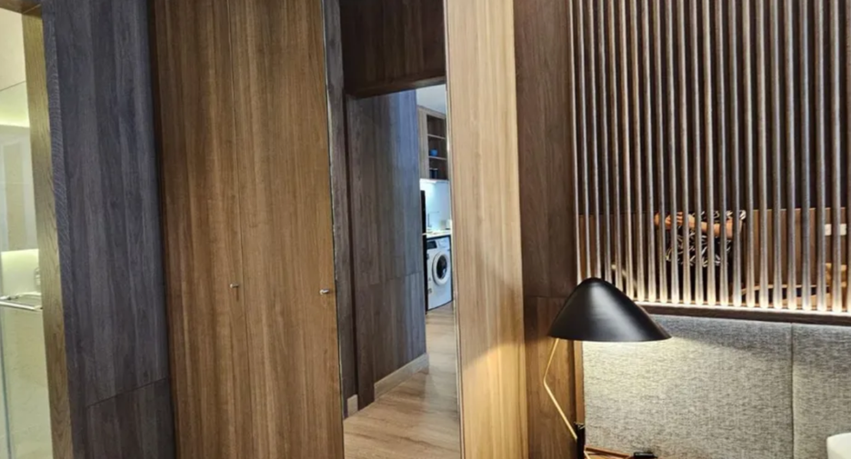 For sale 2 ベッドルーム condo in Ratchathewi, Bangkok