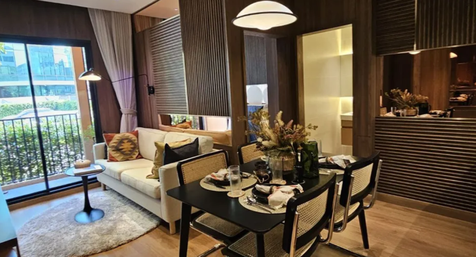 For sale 2 ベッドルーム condo in Ratchathewi, Bangkok