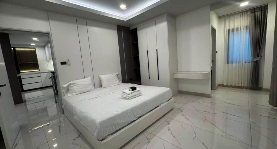 À louer 5 chambres maison à Bang Lamung, Chonburi