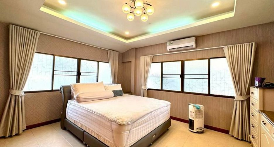 À vendre 3 chambres maison à Bang Lamung, Chonburi