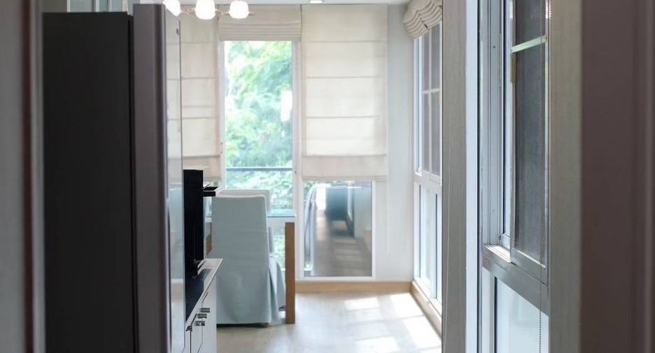 For sale 2 bedrooms condo in Phra Khanong, Bangkok