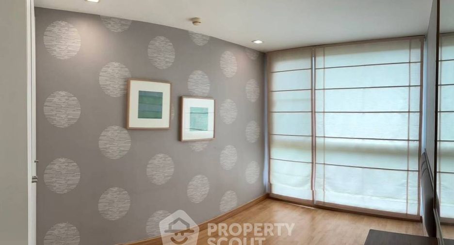 For sale 2 bedrooms condo in Phra Khanong, Bangkok