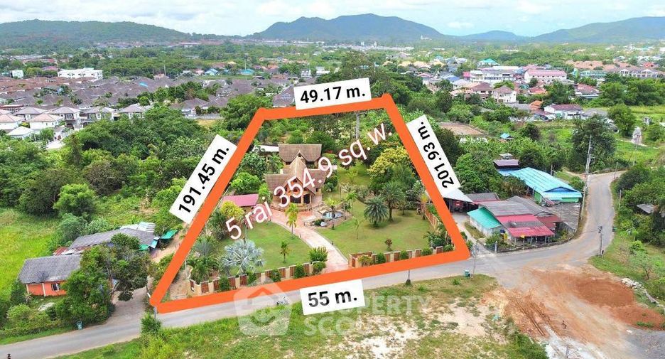 For sale 6 bedrooms villa in Sattahip, Pattaya