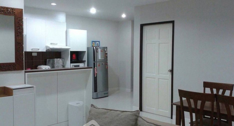 À louer 1 chambre condo à Watthana, Bangkok