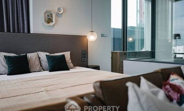 Wohnung zur Miete mit 1 Zimmer in Bang Rak, Bangkok