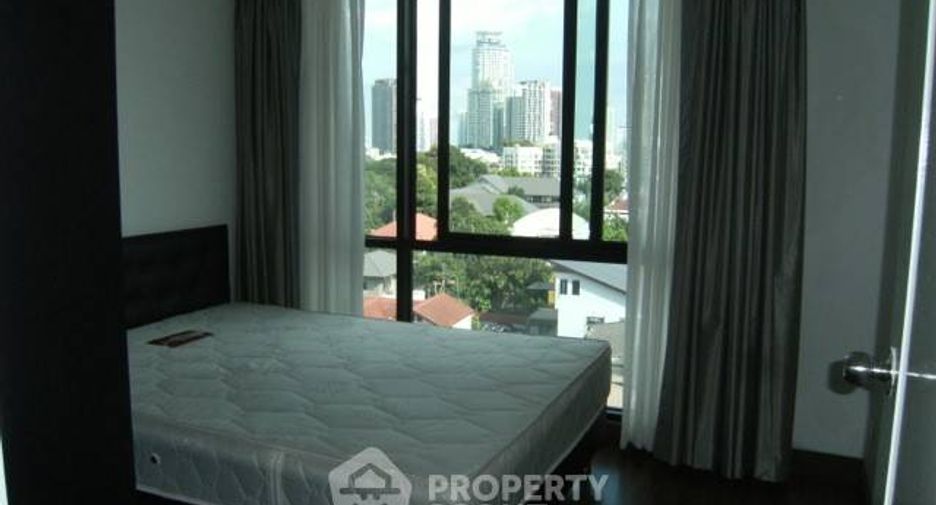 For rent 2 bedrooms condo in Watthana, Bangkok