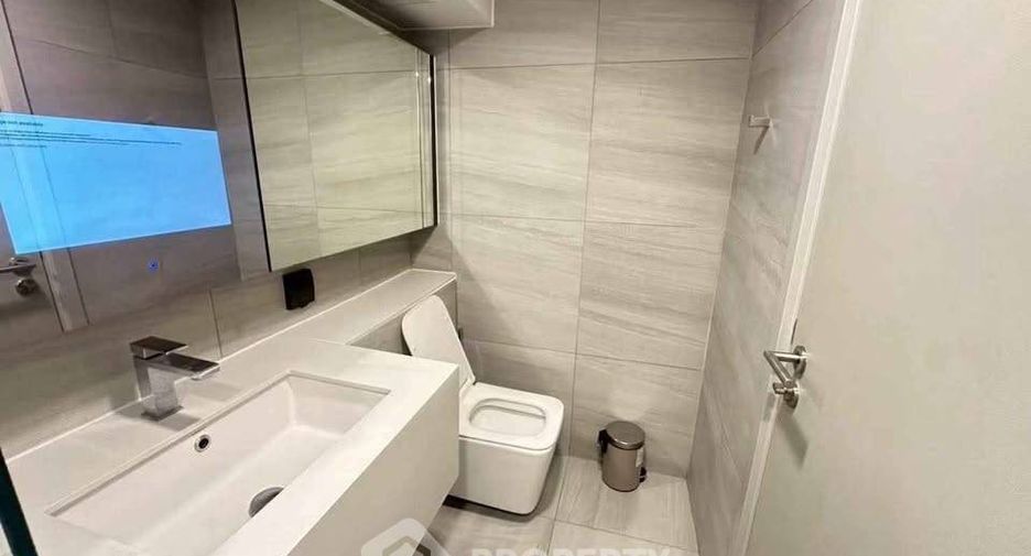 For rent 1 bed condo in Bang Rak, Bangkok