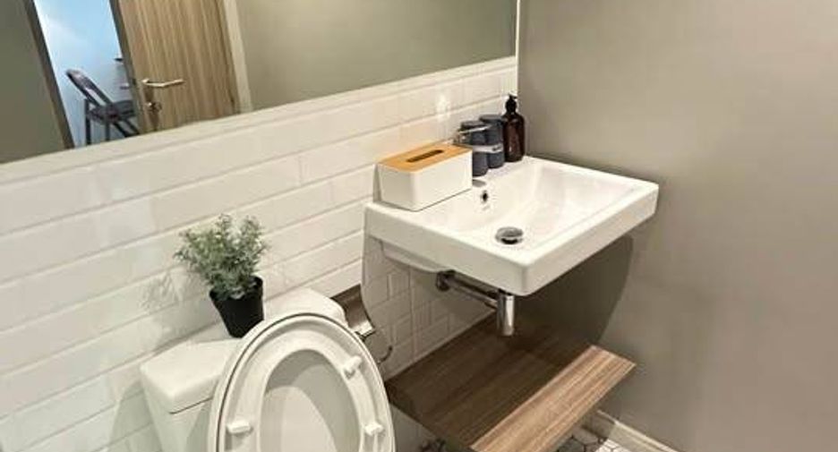 Wohnung zur Miete mit 2 Zimmer in Chom Thong, Bangkok