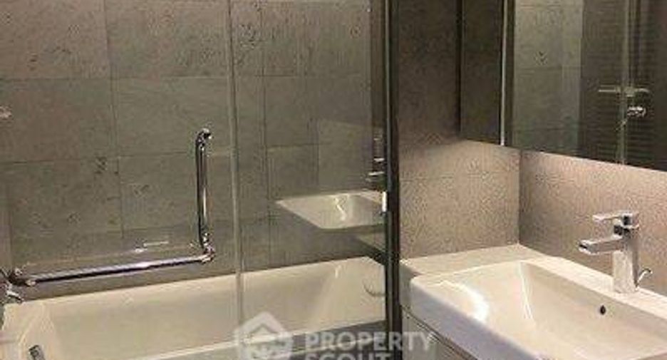 For rent 1 bed condo in Watthana, Bangkok