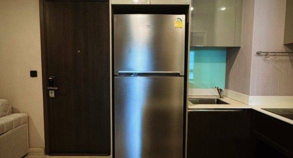 For rent 2 bedrooms condo in Phaya Thai, Bangkok