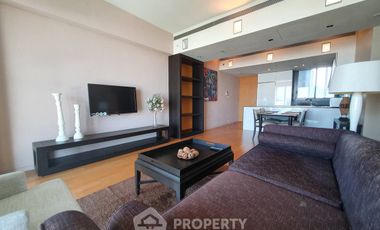 For rent 2 bedrooms condo in Sathon, Bangkok