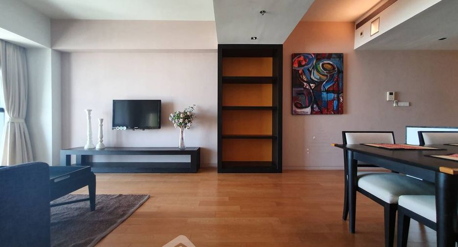 Condo en alquiler de 2 habitaciones en Sathon, Bangkok