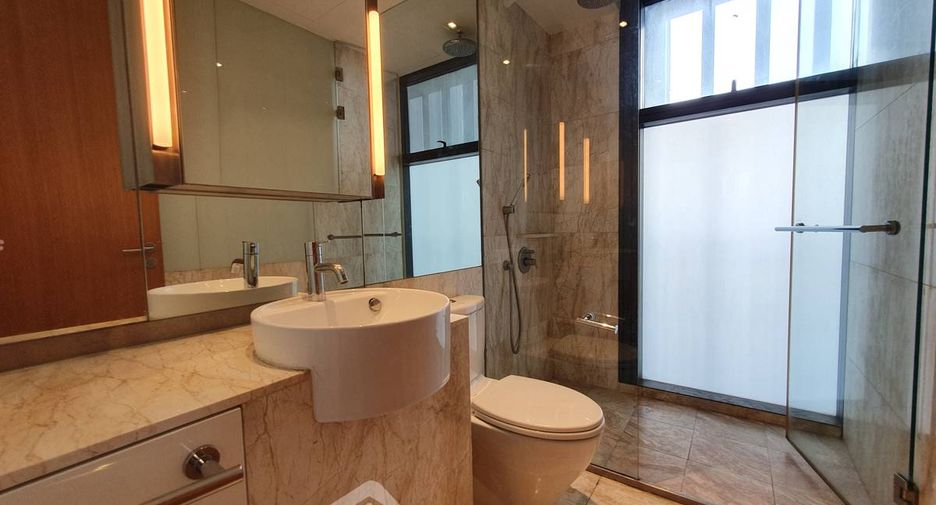 Condo en alquiler de 2 habitaciones en Sathon, Bangkok