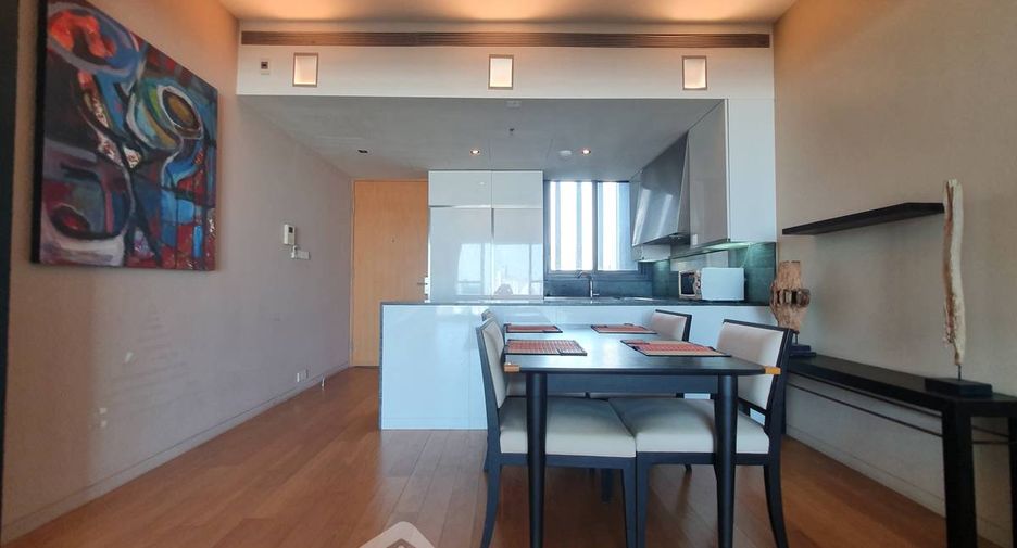 Condo en alquiler de 2 habitaciones en Sathon, Bangkok