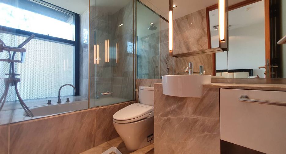Condo en alquiler de 2 habitaciones en Sathon, Bangkok
