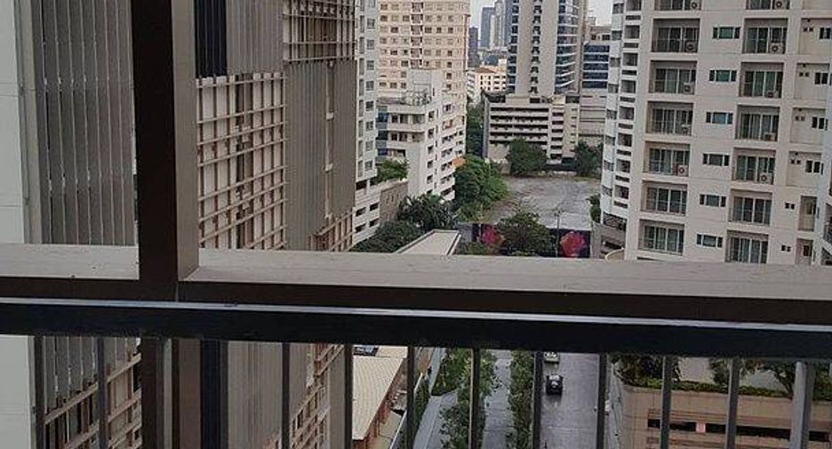For rent 1 bed condo in Khlong Toei, Bangkok