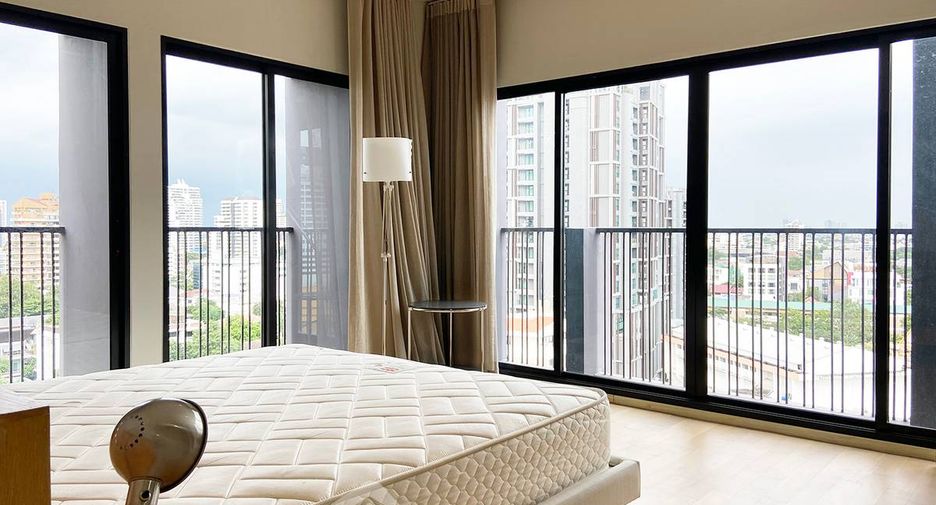 À louer 1 chambre condo à Khlong Toei, Bangkok