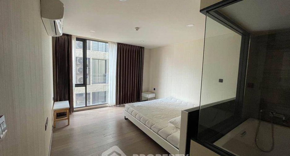 Wohnung zur Miete mit 2 Zimmer in Pathum Wan, Bangkok