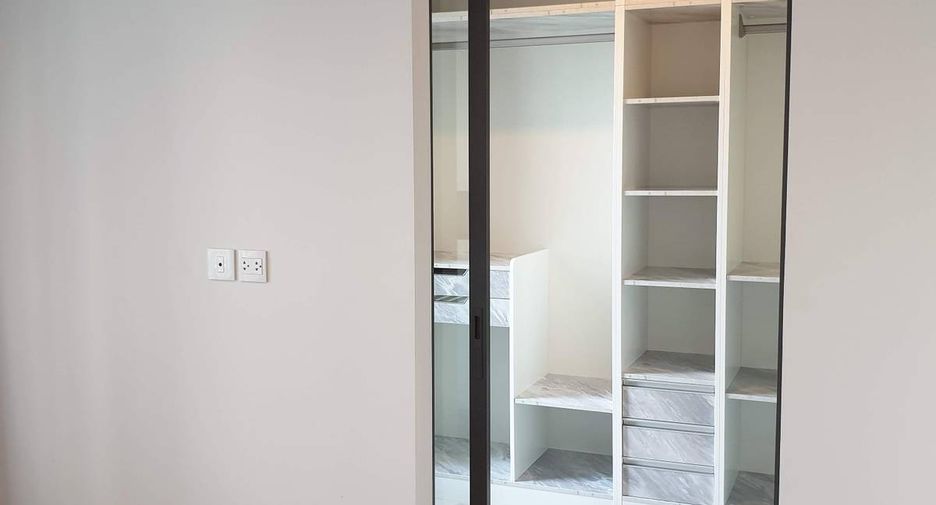 For rent 1 bed condo in Pathum Wan, Bangkok