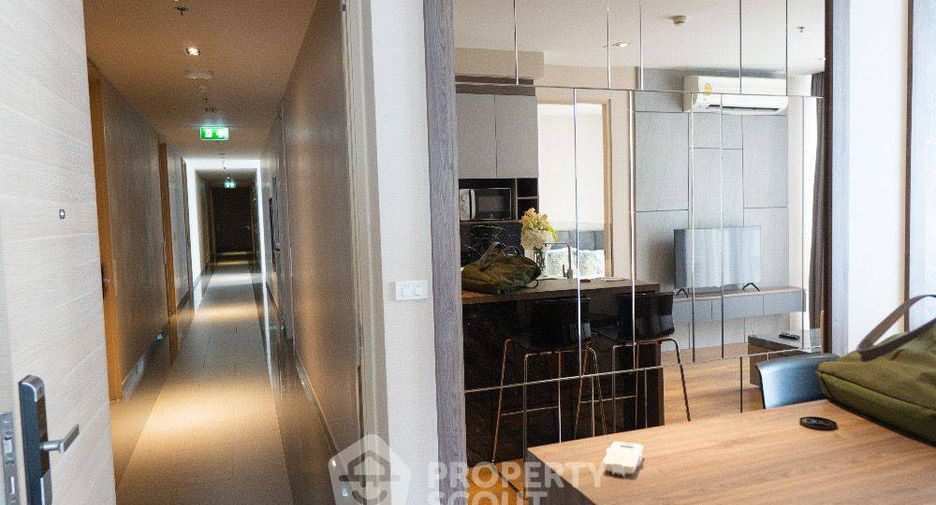 For rent 2 bedrooms condo in Khlong Toei, Bangkok