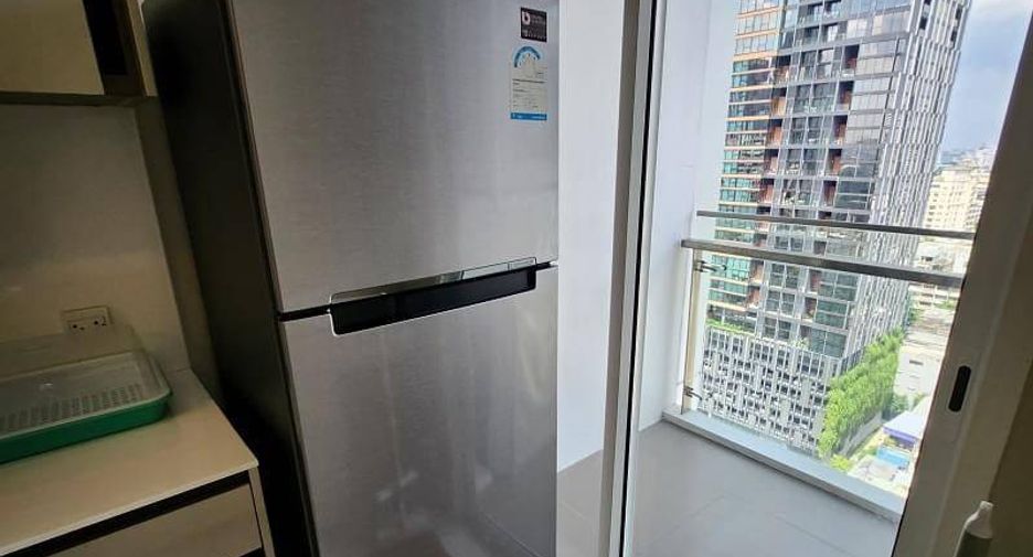 Condo en alquiler de 1 habitaciones en Sathon, Bangkok