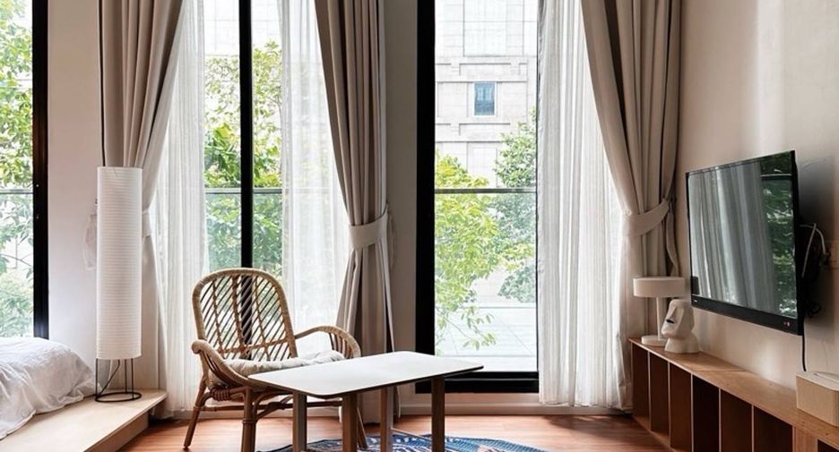 Wohnung zur Miete mit 1 Zimmer in Pathum Wan, Bangkok