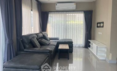 For rent 3 bedrooms house in Saphan Sung, Bangkok